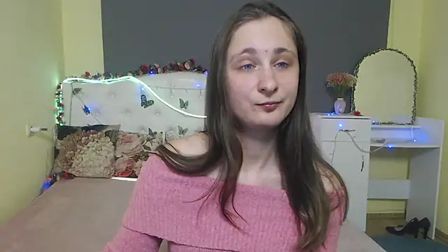 MichelLeee online show from April 29, 12:20 pm