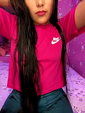 Snapshot of Velyn_18 chatting on November 9, 3:16 am Velyn 18 online show from November 9, 3:16 am