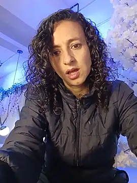 Snapshot of AriannaRussell_ chatting on June 13, 12:25 pm AriannaRussell online show from June 13, 12:25 pm