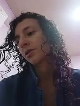 Snapshot of AriannaRussell_ chatting on July 25, 12:58 pm AriannaRussell online show from July 25, 12:58 pm
