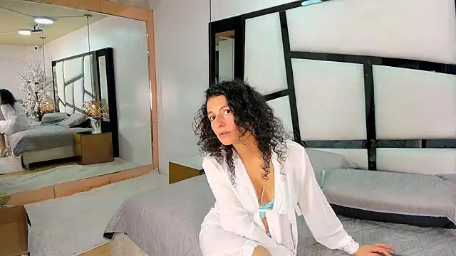 Snapshot of AriannaRussell_ chatting on August 1, 1:54 pm AriannaRussell online show from August 1, 1:54 pm