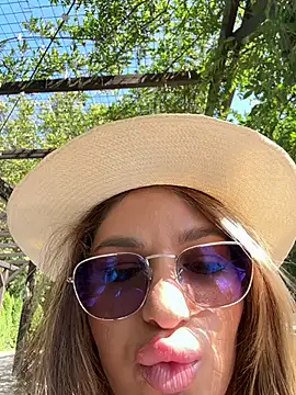 KiraRosse online show from September 14, 9:52 am