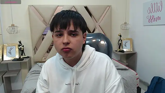 AndrewPherson online show from January 13, 2:11 pm