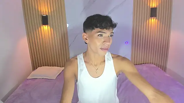 Snapshot of im_sebaslopez chatting on November 30, 8:35 pm im sebaslopez online show from November 30, 8:35 pm