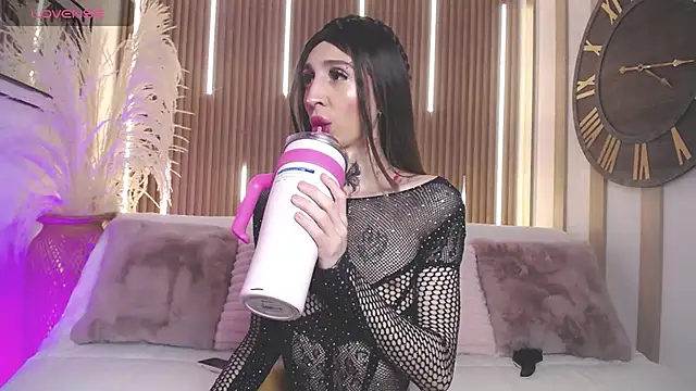 Aniie Doll online show from September 21, 9:16 pm