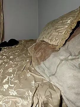 Snapshot of seductivescamp chatting on January 7, 9:39 pm seductivescamp online show from January 7, 9:39 pm