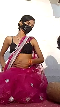 Suhani512 online show from January 7, 6:24 pm