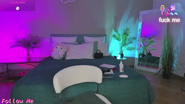 Snapshot of Lana_kitty__ chatting on May 27, 2:08 am Lana kitty online show from May 27, 2:08 am