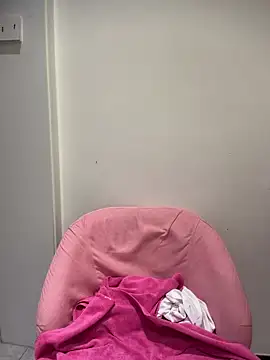 Selenaaaaa- online show from March 8, 4:38 am