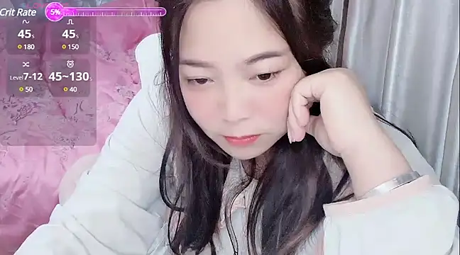 wuwu-w online show from December 10, 11:40 pm