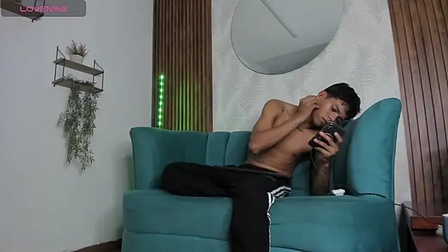 Jeffry wolvess online show from January 27, 10:38 pm