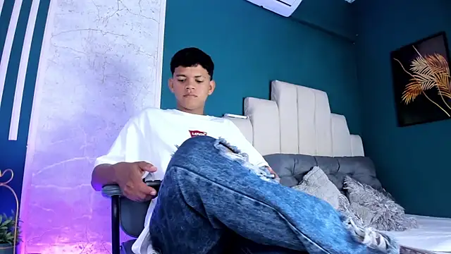 Jeffry wolvess online show from March 8, 12:31 pm