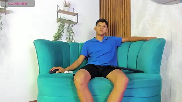 Jeffry wolvess online show from March 13, 11:44 pm