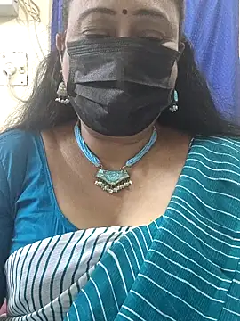 Snapshot of rekha_naier chatting on May 14, 5:53 pm rekha naier online show from May 14, 5:53 pm