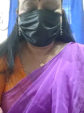 Snapshot of rekha_naier chatting on June 24, 8:02 am rekha naier online show from June 24, 8:02 am