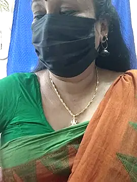 Snapshot of rekha_naier chatting on June 26, 7:57 am rekha naier online show from June 26, 7:57 am