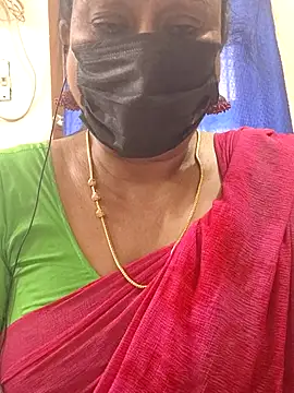 Snapshot of rekha_naier chatting on July 22, 5:54 am rekha naier online show from July 22, 5:54 am
