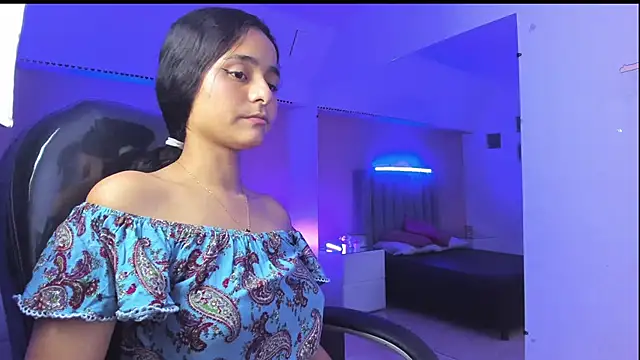 Snapshot of Giselle_Roldan chatting on May 24, 4:17 am Giselle Roldan online show from May 24, 4:17 am