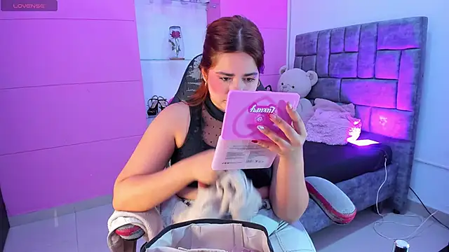 Snapshot of jisoo__ chatting on October 2, 12:34 pm jisoo online show from October 2, 12:34 pm