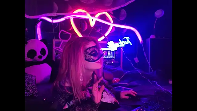 anonymouszN online show from January 28, 12:47 am