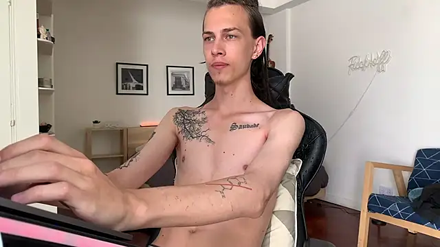 Snapshot of Den_BlueXx chatting on January 21, 11:56 am Den BlueXx online show from January 21, 11:56 am