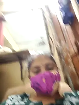 Snapshot of ammullu456 chatting on April 9, 12:32 pm ammullu456 online show from April 9, 12:32 pm