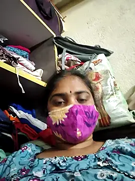 Snapshot of ammullu456 chatting on April 10, 1:27 pm ammullu456 online show from April 10, 1:27 pm