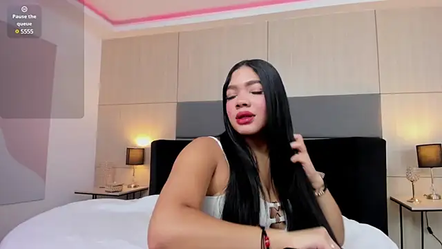 AllissonJames online show from March 12, 11:09 am