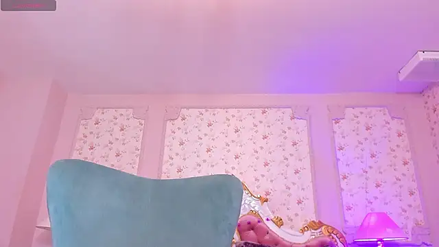 AllissonJames online show from October 16, 10:49 am