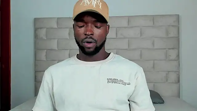 Dylan Taylor online show from November 12, 12:38 pm