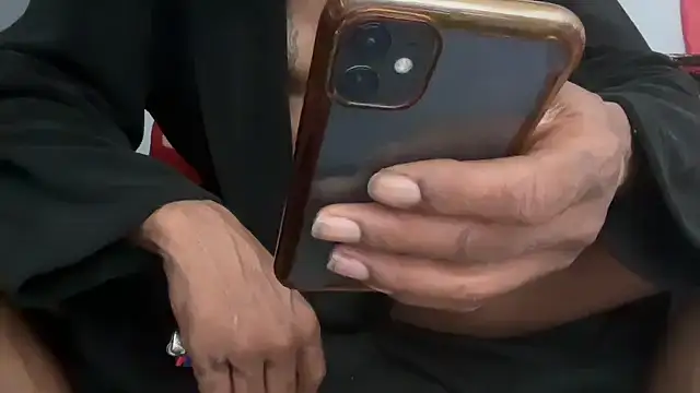 skarfosbabes69 online show from September 21, 2:35 am