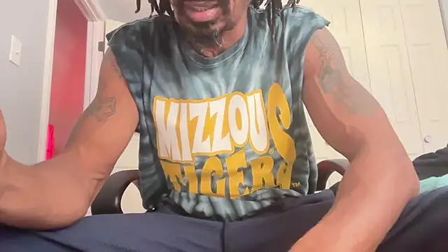 skarfosbabes69 online show from December 14, 2:44 pm