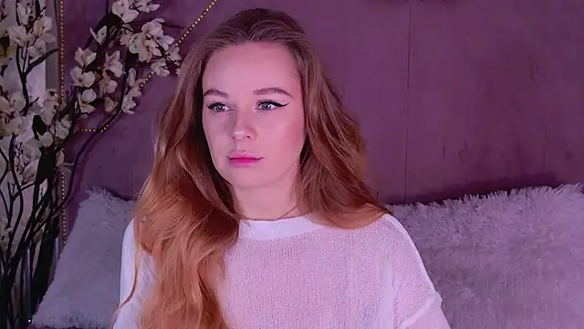 BeatriceEsmont online show from December 16, 8:25 pm