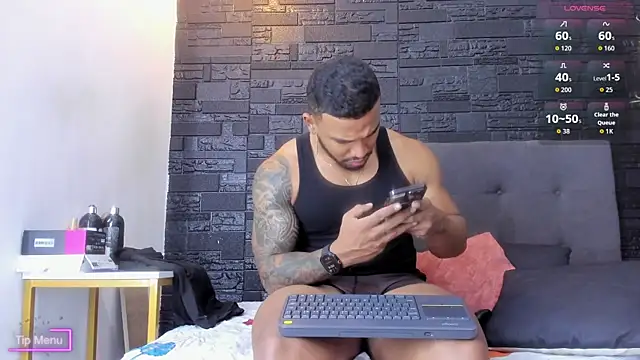 bruno miller  online show from January 5, 8:23 pm