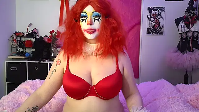 Twitchtheclownn online show from August 4, 10:23 pm