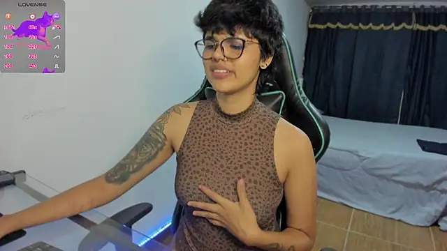 gooddess isis online show from December 7, 7:49 am