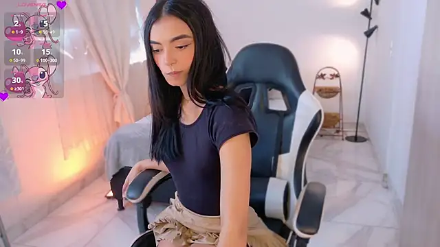 Snapshot of AnabelWolf chatting on November 12, 3:34 pm AnabelWolf online show from November 12, 3:34 pm