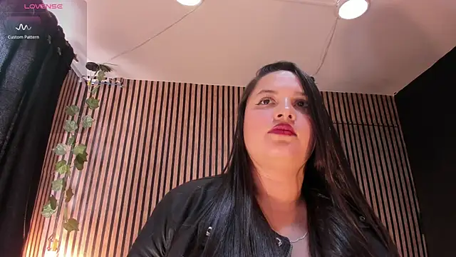 Snapshot of Victoria_Ponce1 chatting on January 9, 8:22 pm Victoria Ponce1 online show from January 9, 8:22 pm