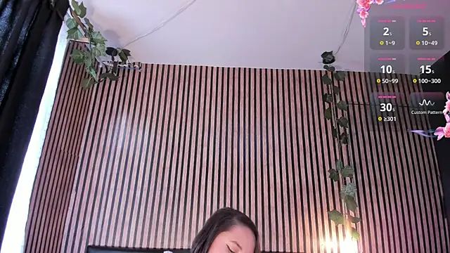 Snapshot of Victoria_Ponce1 chatting on January 29, 1:17 pm Victoria Ponce1 online show from January 29, 1:17 pm