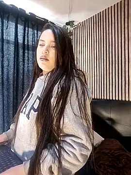 Snapshot of Victoria_Ponce1 chatting on March 17, 8:09 pm Victoria Ponce1 online show from March 17, 8:09 pm