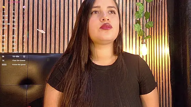 Snapshot of Victoria_Ponce1 chatting on September 16, 7:59 pm Victoria Ponce1 online show from September 16, 7:59 pm