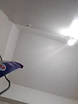 samee00721 online show from February 9, 3:32 am