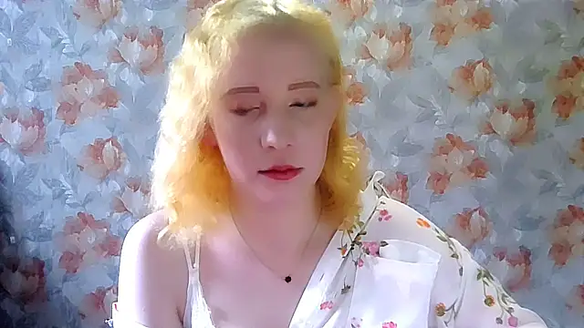 MelxMellie online show from April 30, 2:12 pm