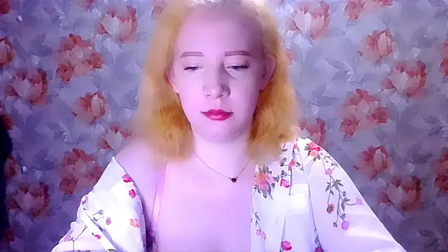 MelxMellie online show from May 8, 12:05 am