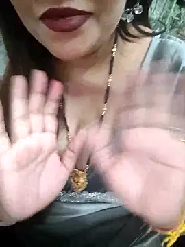 Snapshot of Mayuri77 chatting on June 4, 5:30 pm Mayuri77 online show from June 4, 5:30 pm