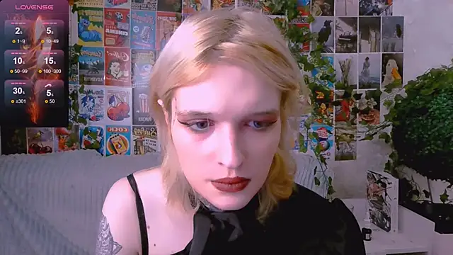 Simona Rain online show from November 8, 9:35 pm