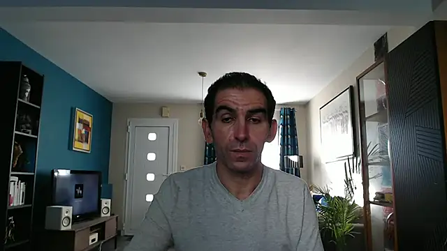 Snapshot of Samir_44200 chatting on January 15, 1:41 pm Samir 44200 online show from January 15, 1:41 pm