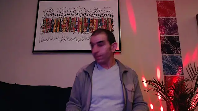 Snapshot of Samir_44200 chatting on December 20, 11:12 pm Samir 44200 online show from December 20, 11:12 pm