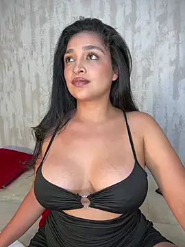 Snapshot of AdeleGray chatting on May 16, 12:29 am AdeleGray online show from May 16, 12:29 am