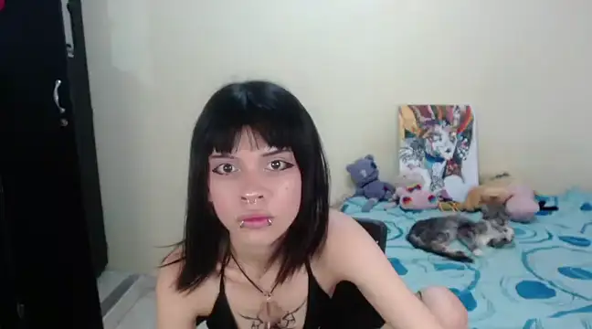 Snapshot of hachi_kitty chatting on December 13, 9:52 pm hachi kitty online show from December 13, 9:52 pm